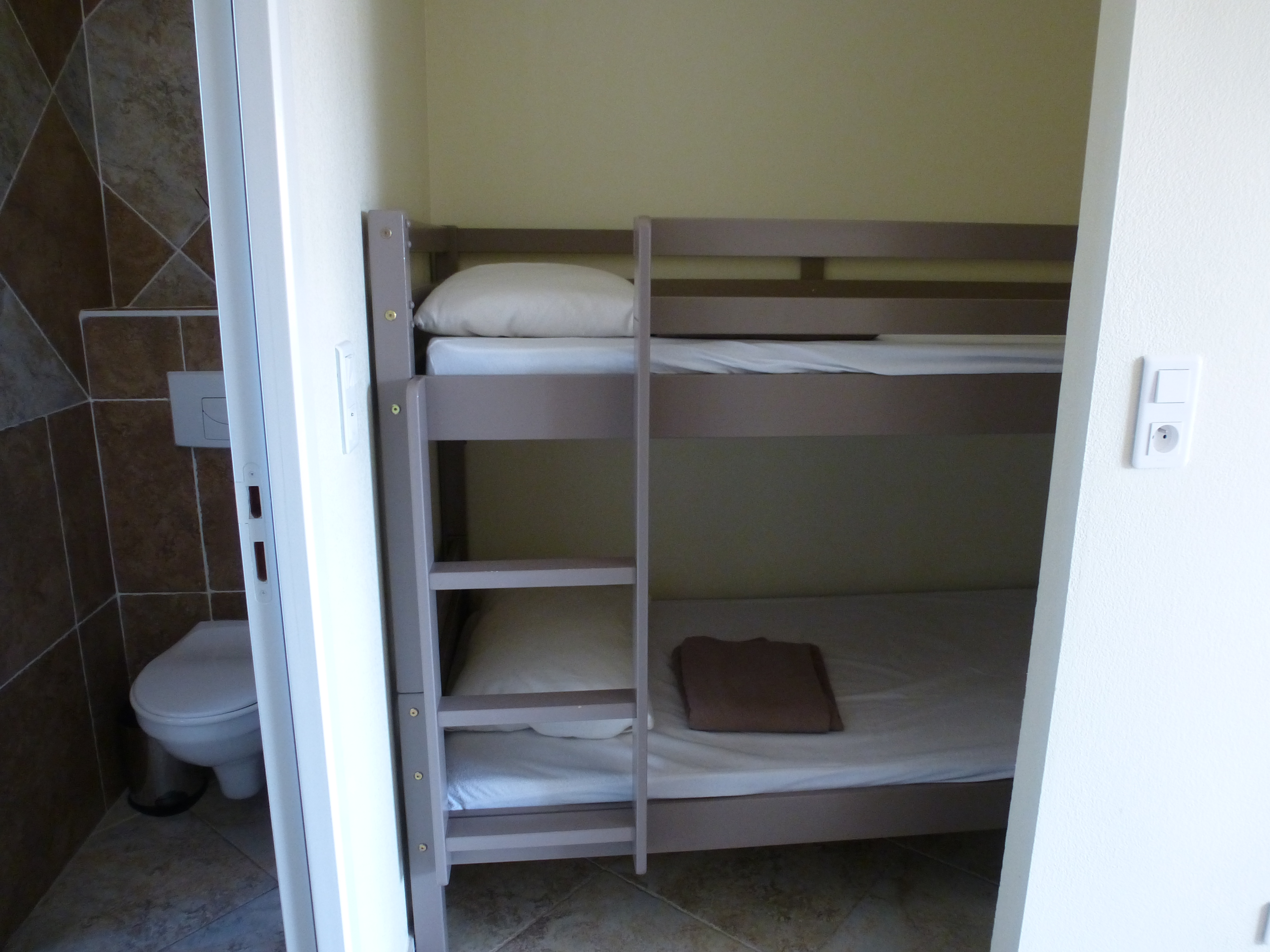  COIN CABINE