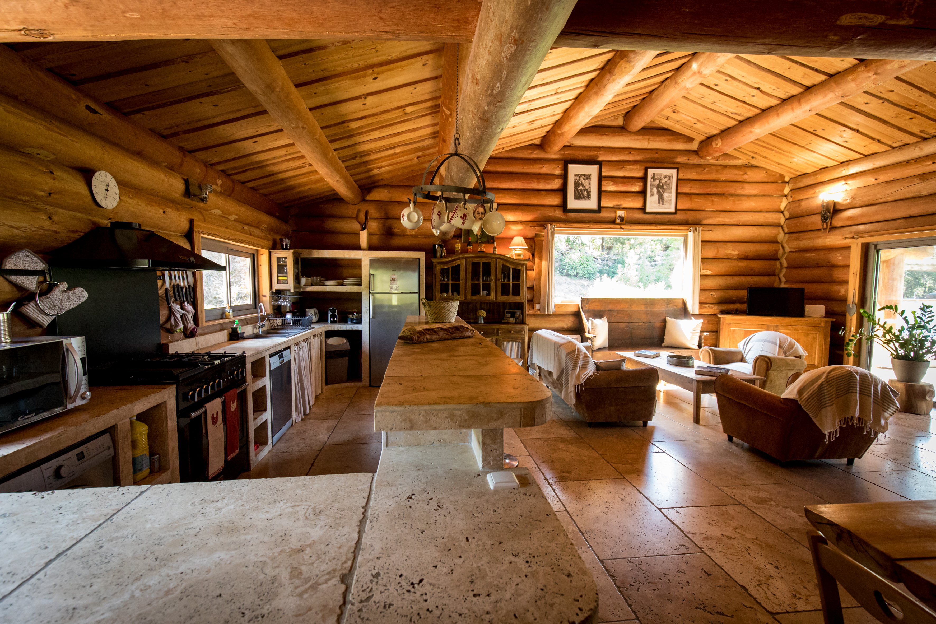  Pièce-Principale-Salon-Salle-à-manger-Cuisine.
