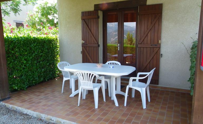 Les Balcons de la Chiusa-Terrasse couverte ©Les Balcons de la Chiusa2021