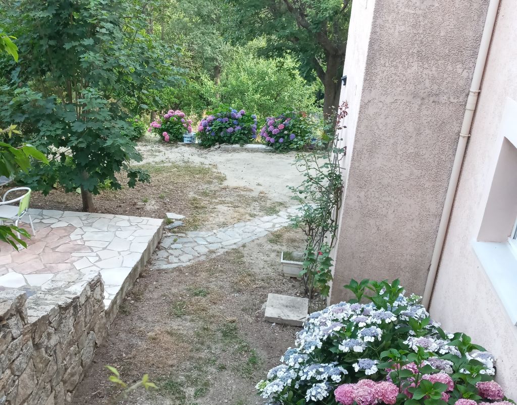  10-Escalier-Pierres