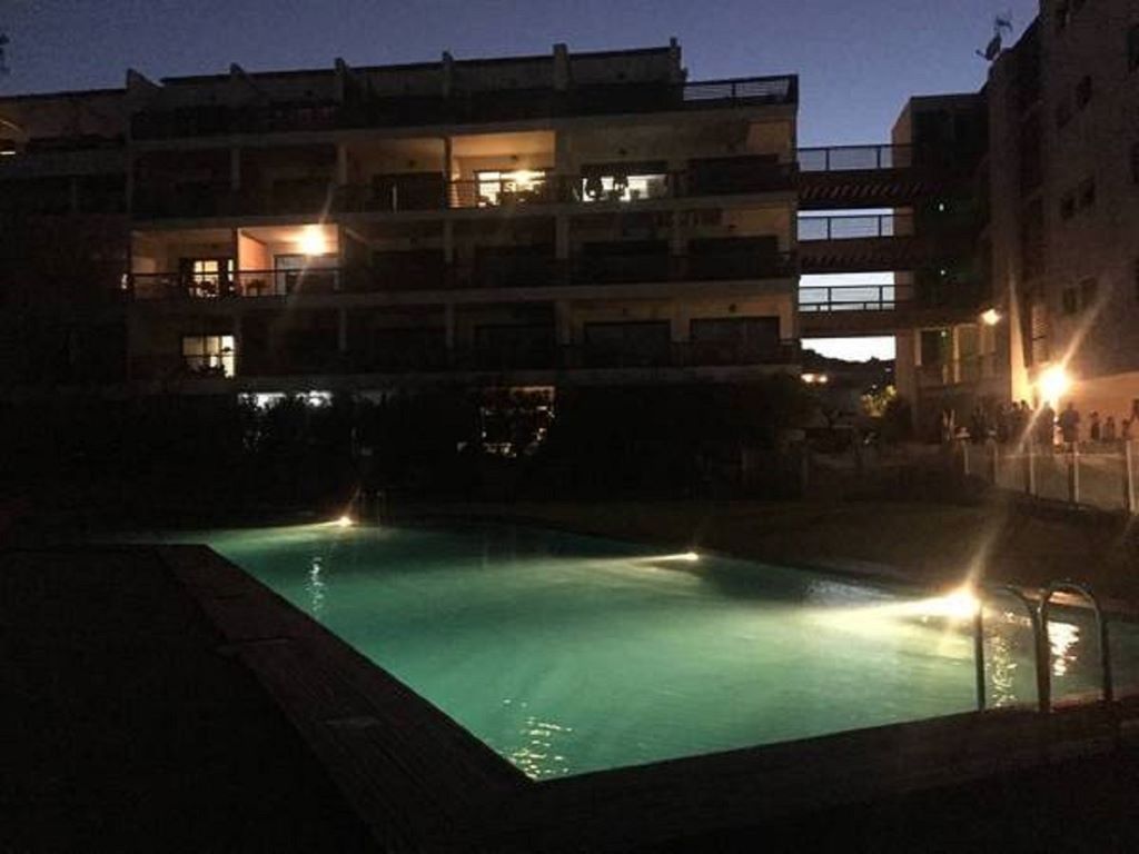  11-piscine-nuit