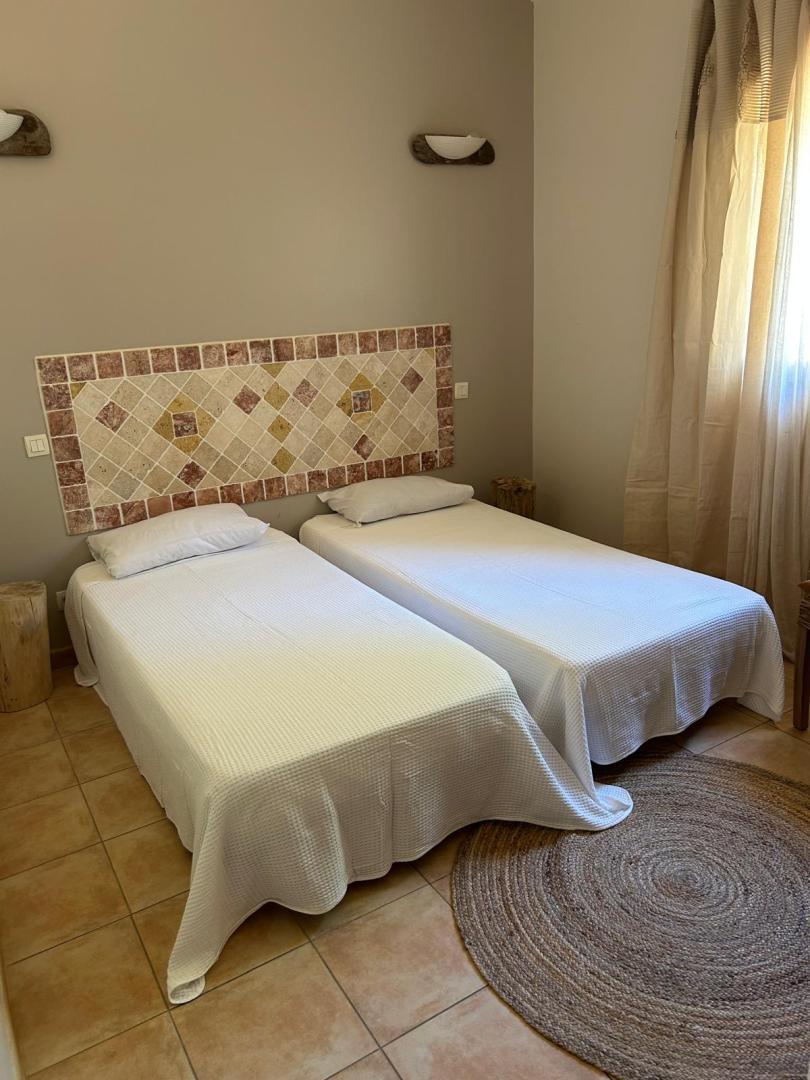  16616_10