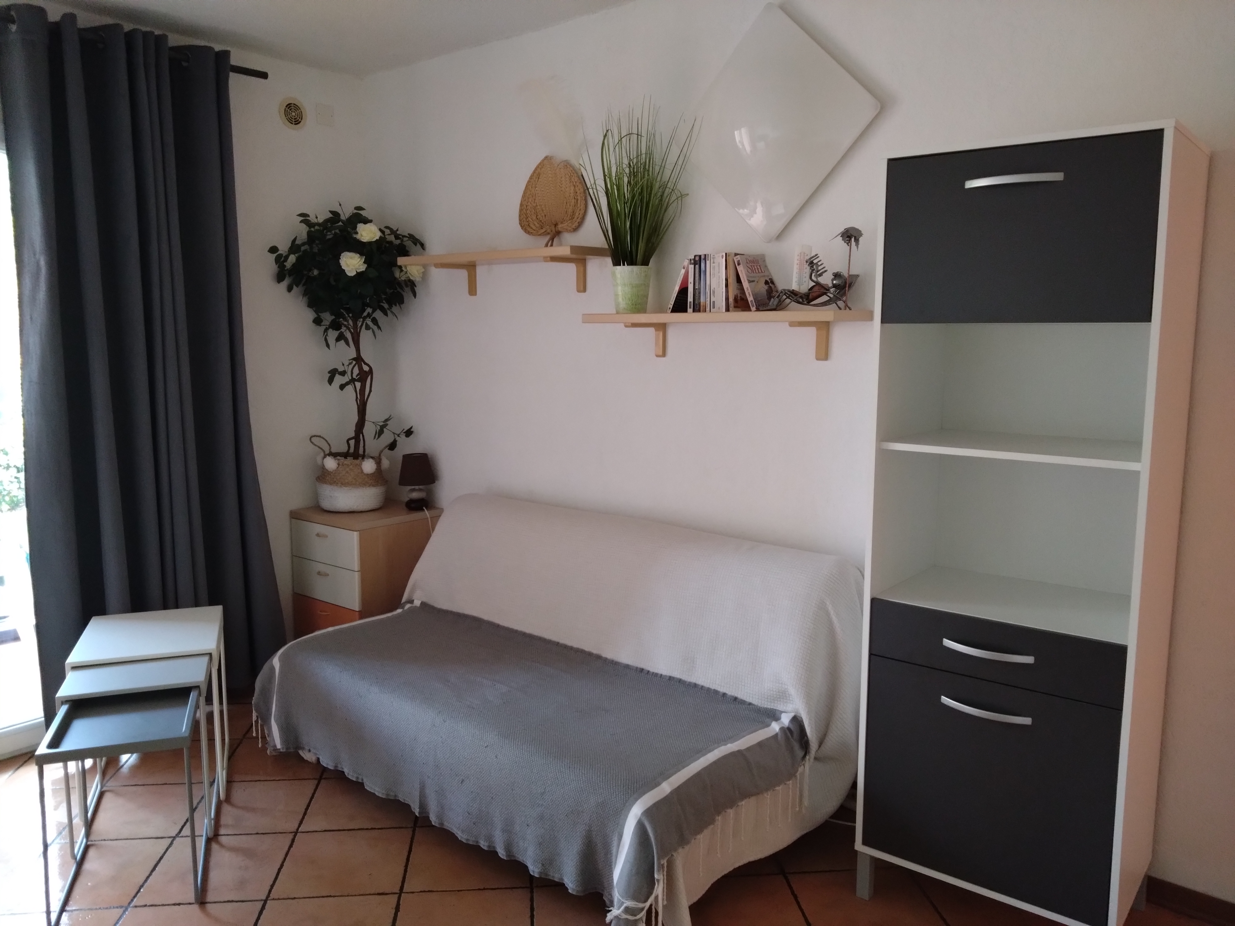  20230623 2.Salon. BZ (3)