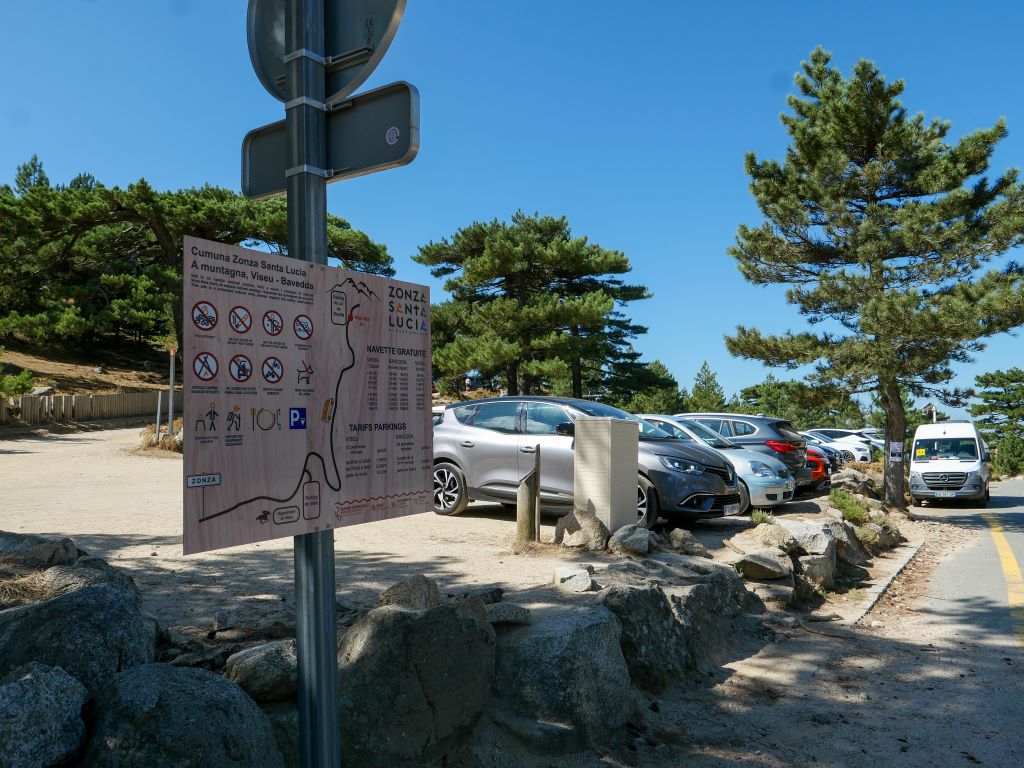  2024-08-22-GG-Bavella-affichage-parking-Ete--2--2