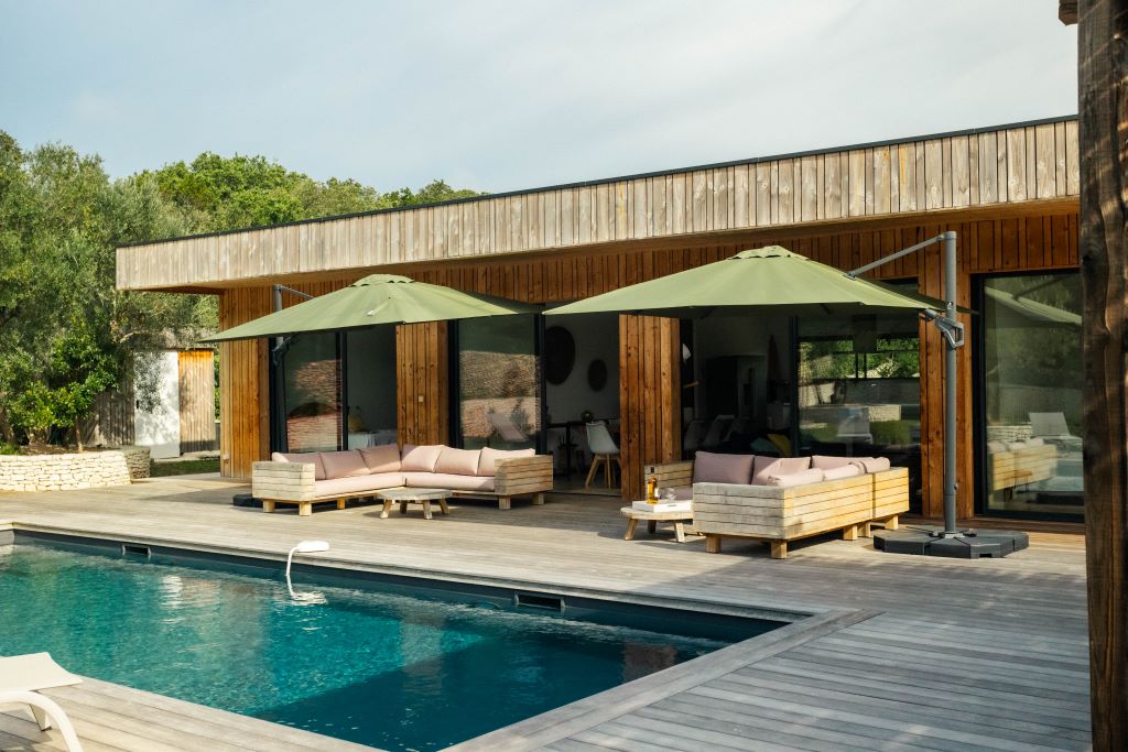 PISCINE ET TERRASSE