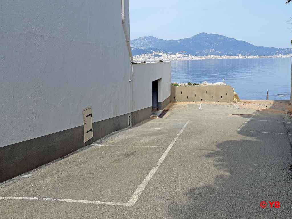  25-t3d-corsica-porticcio-parking-acces-plage