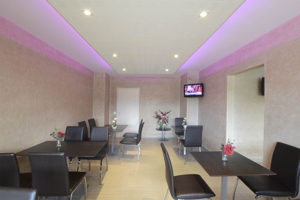  HOTEL PORETTA
