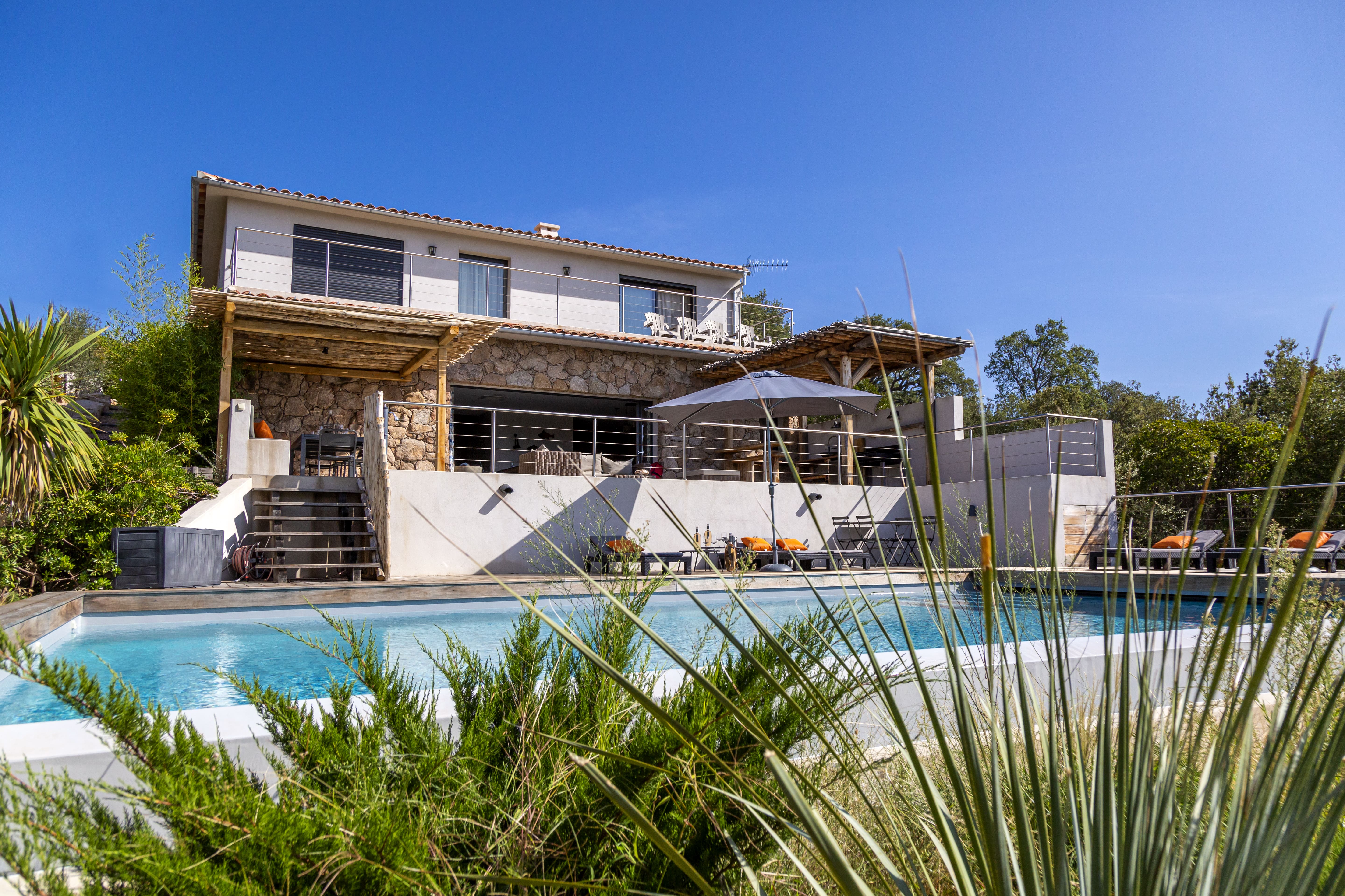  Villas du Sud - Aquila Vacances