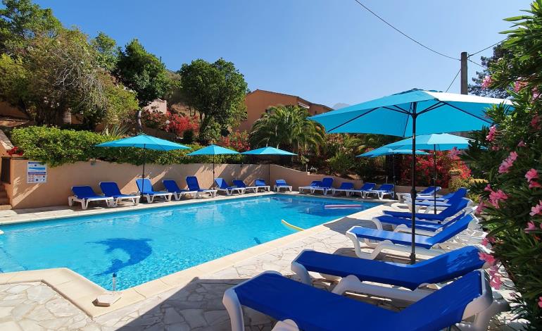 Piscine 3 non renseigné