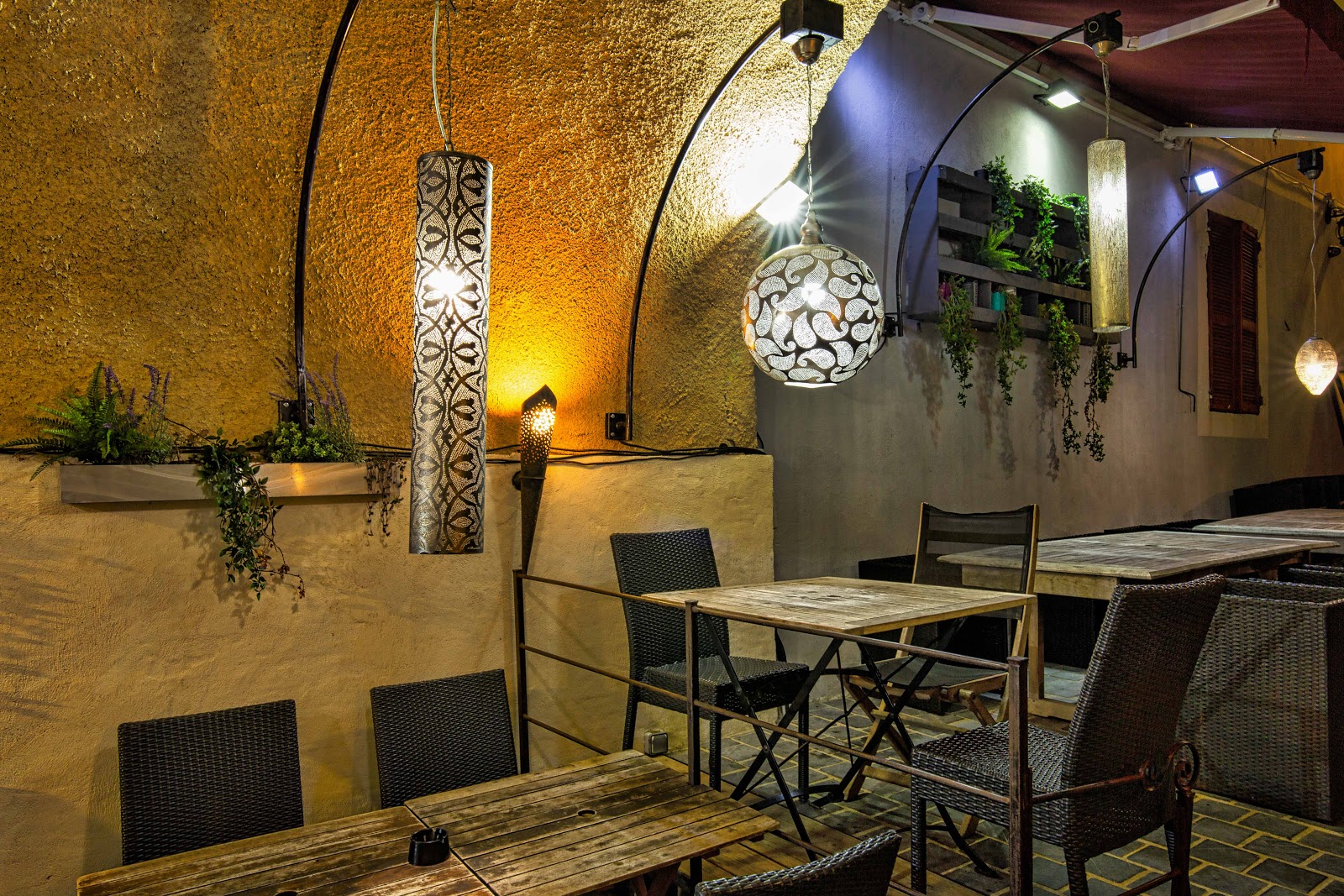  La Bodega