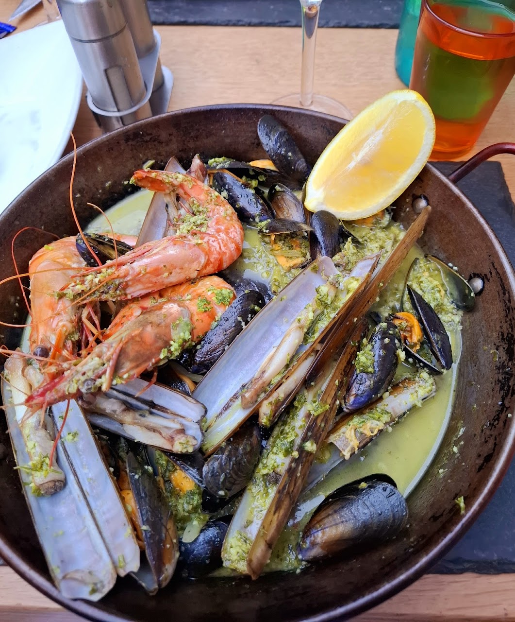  La Bodega