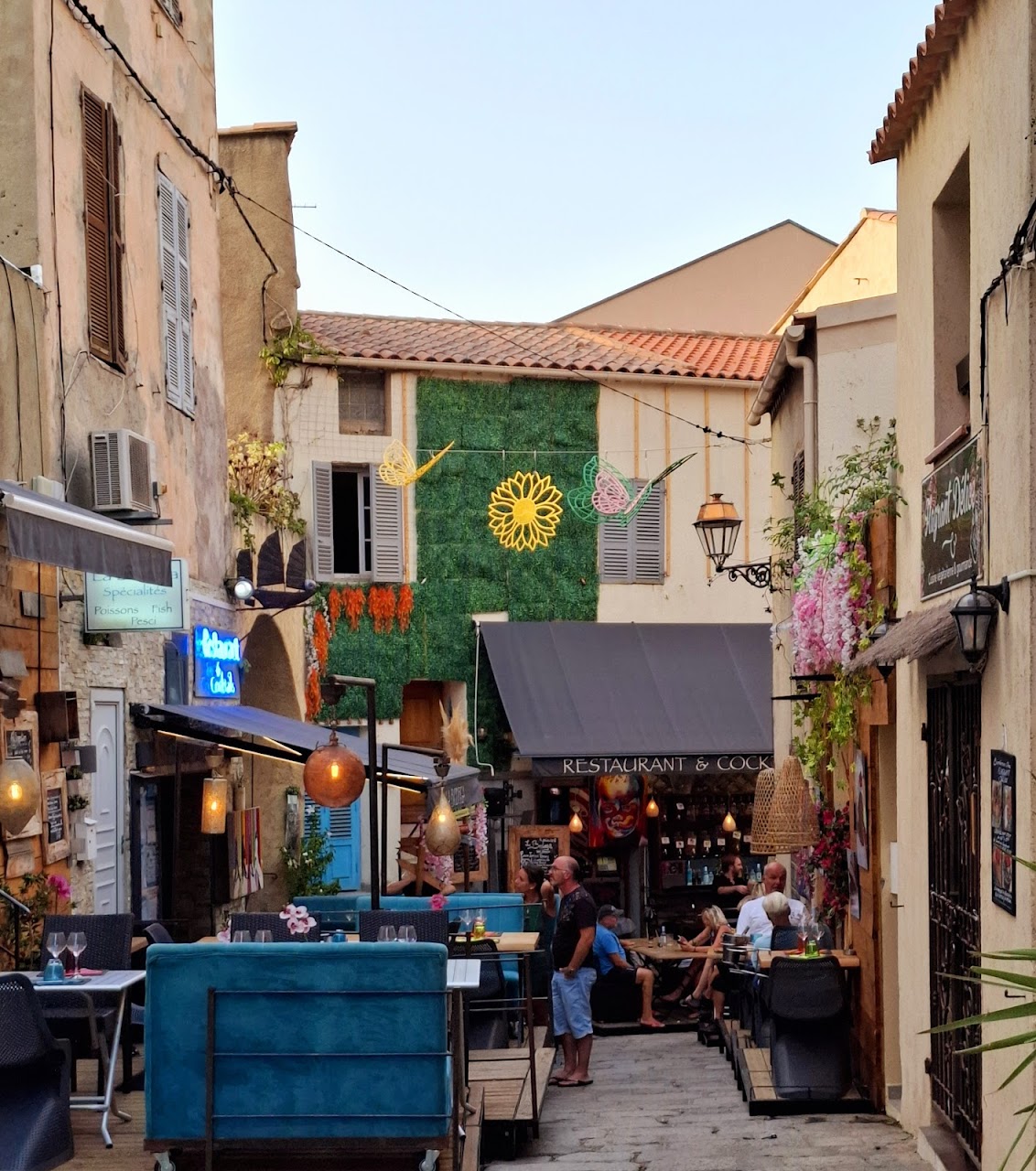  La Bodega