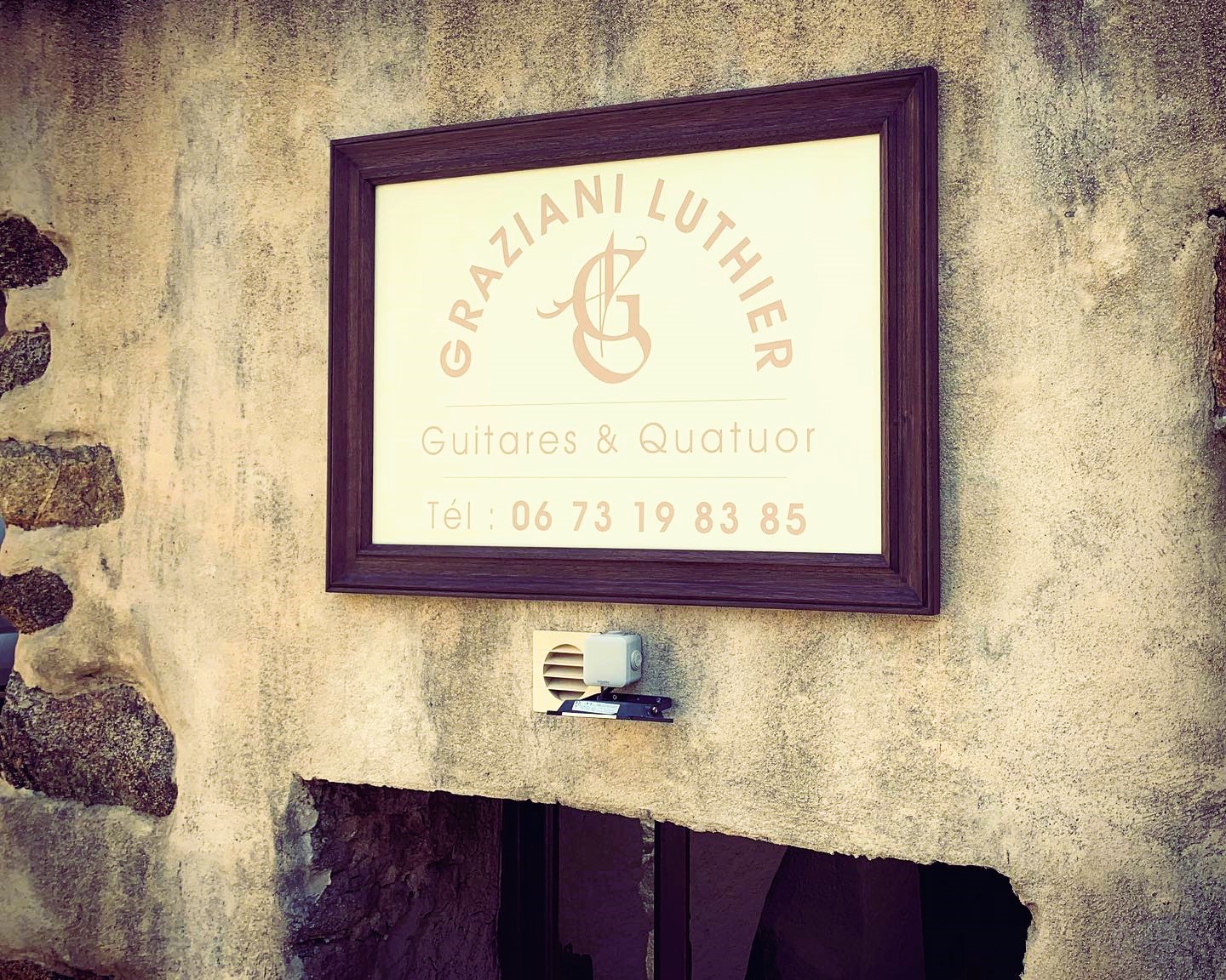  Graziani Luthier à L'Ile-Rousse