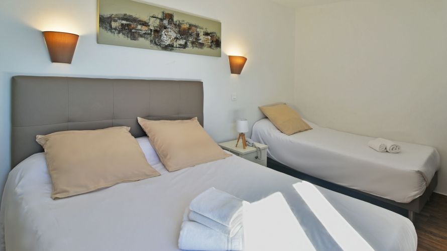  1 lit 140cm + 1 lit 90cm - douche/wc/ climatisation/wifi