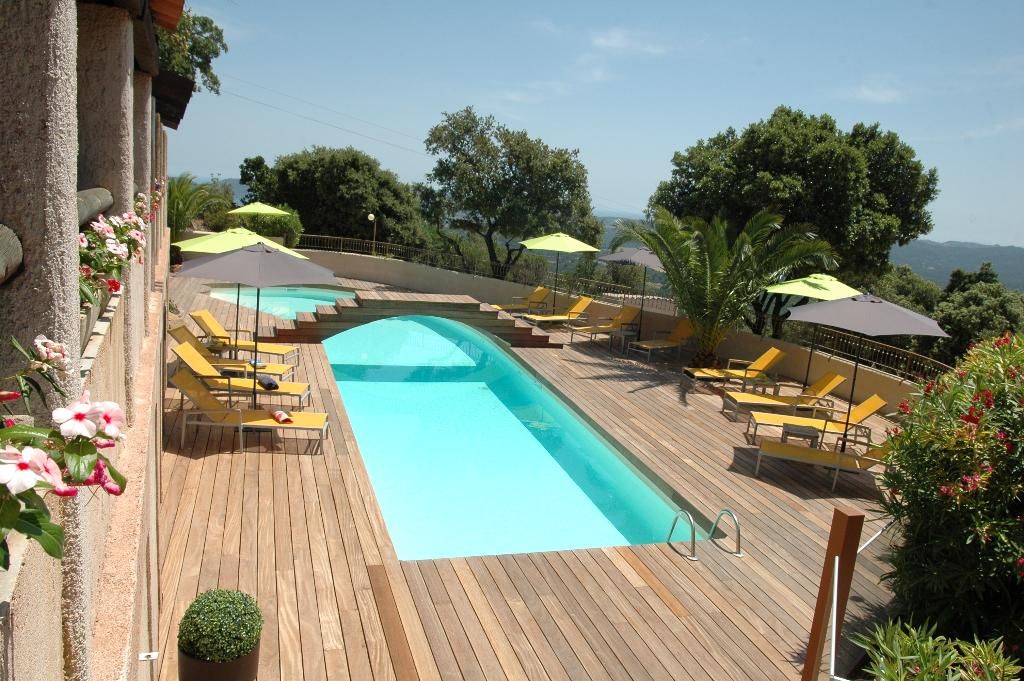  Hôtel Bungalows du Maquis