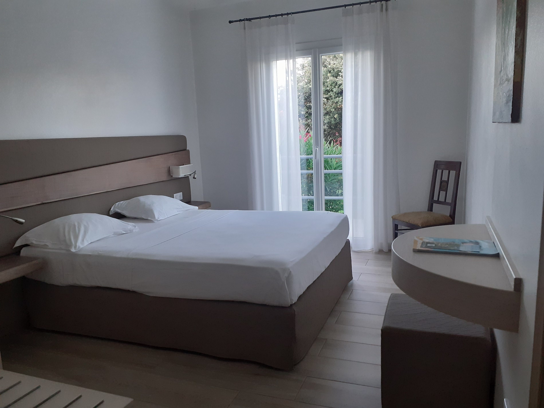  Hôtel Restaurant Les Mouettes