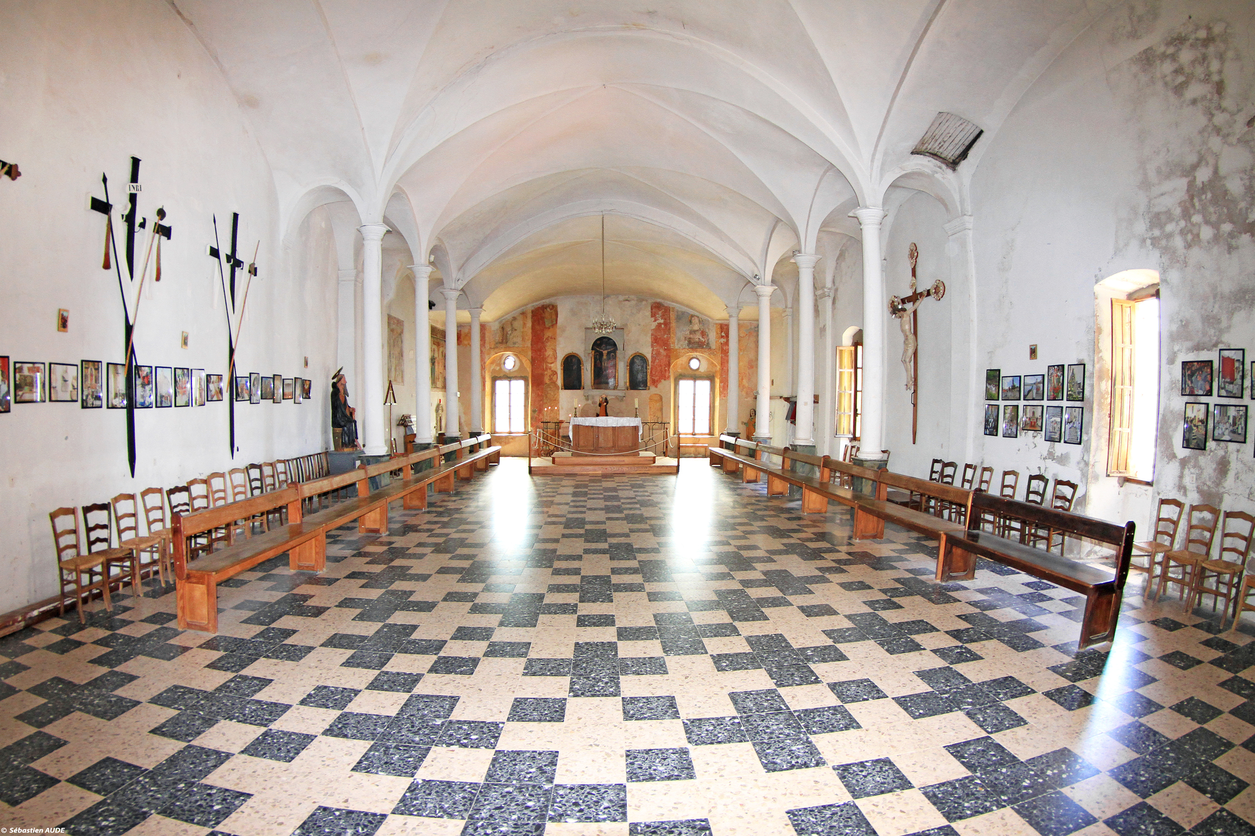  chapelle dans la citadelle de Calvi