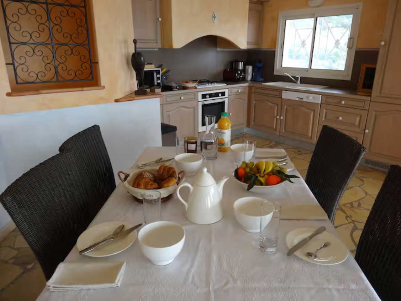  salle à manger de la villa blu di mare Palombaggia