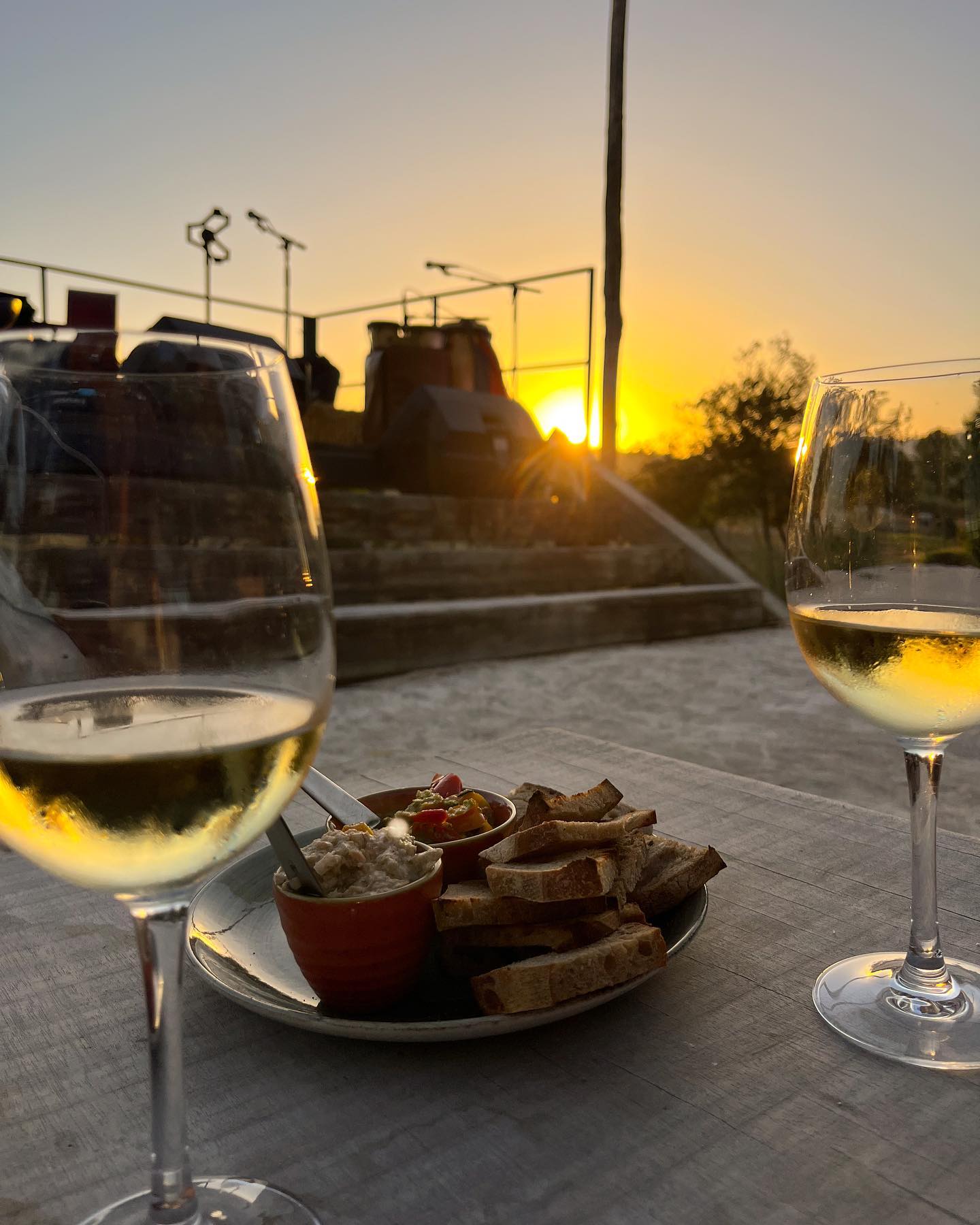  474198087_596935699707035_2859173550314727857_n