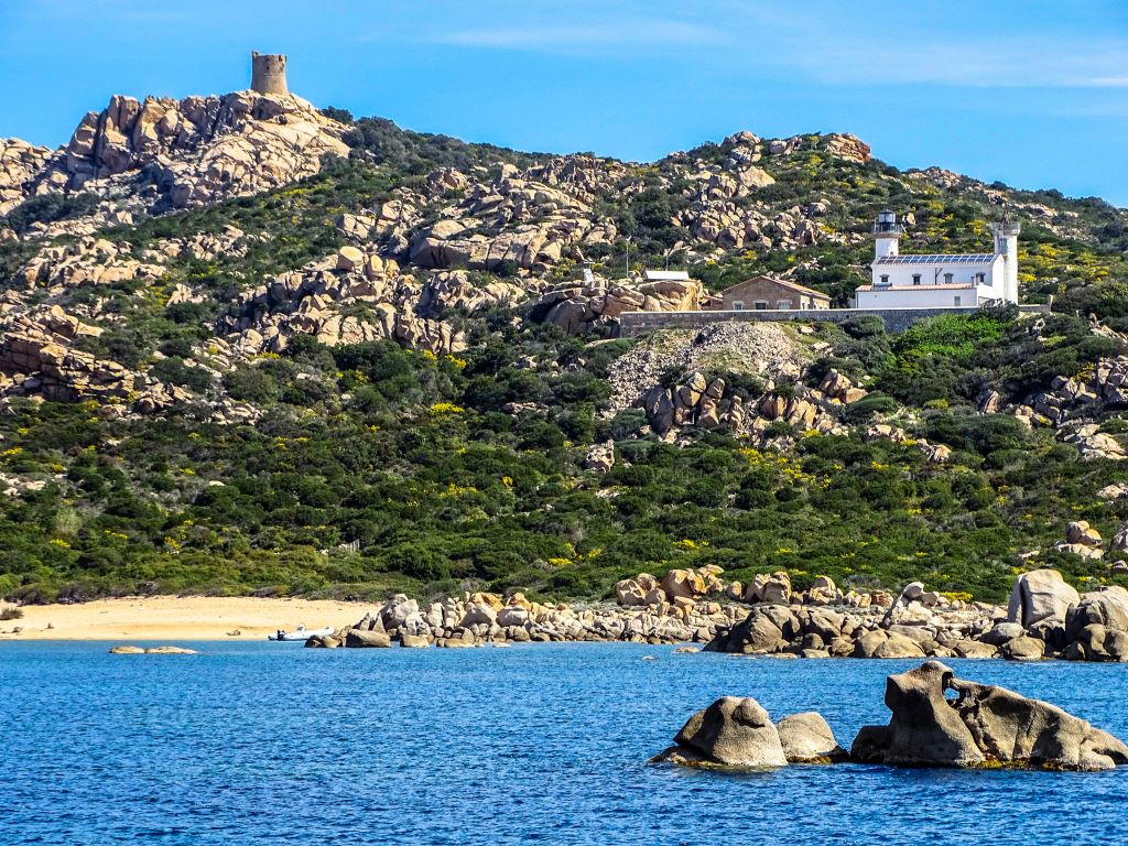 Refuge du phare de Senetosa
