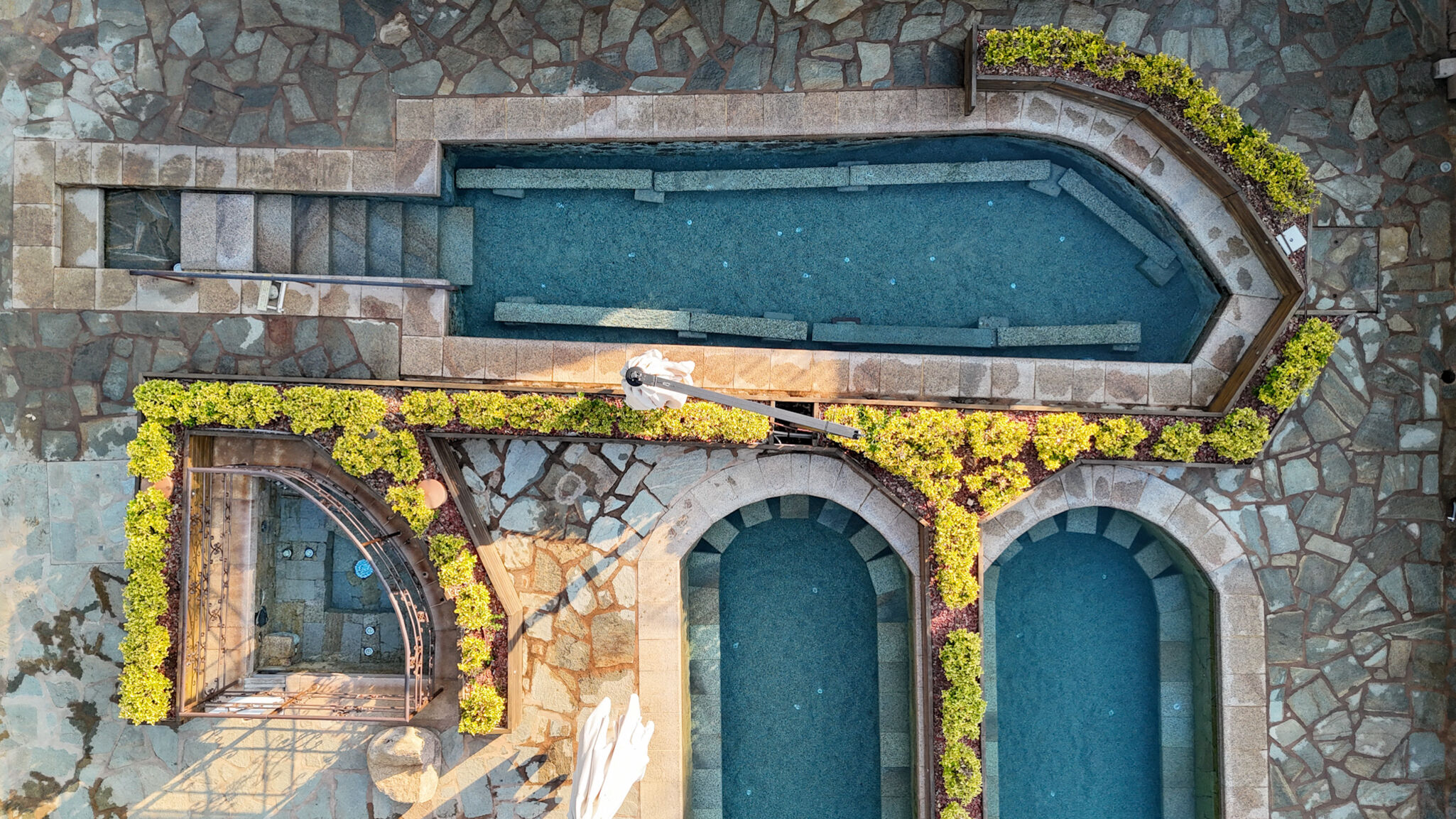  5b77e77f7645e13d31f5322885387dea_2050xauto