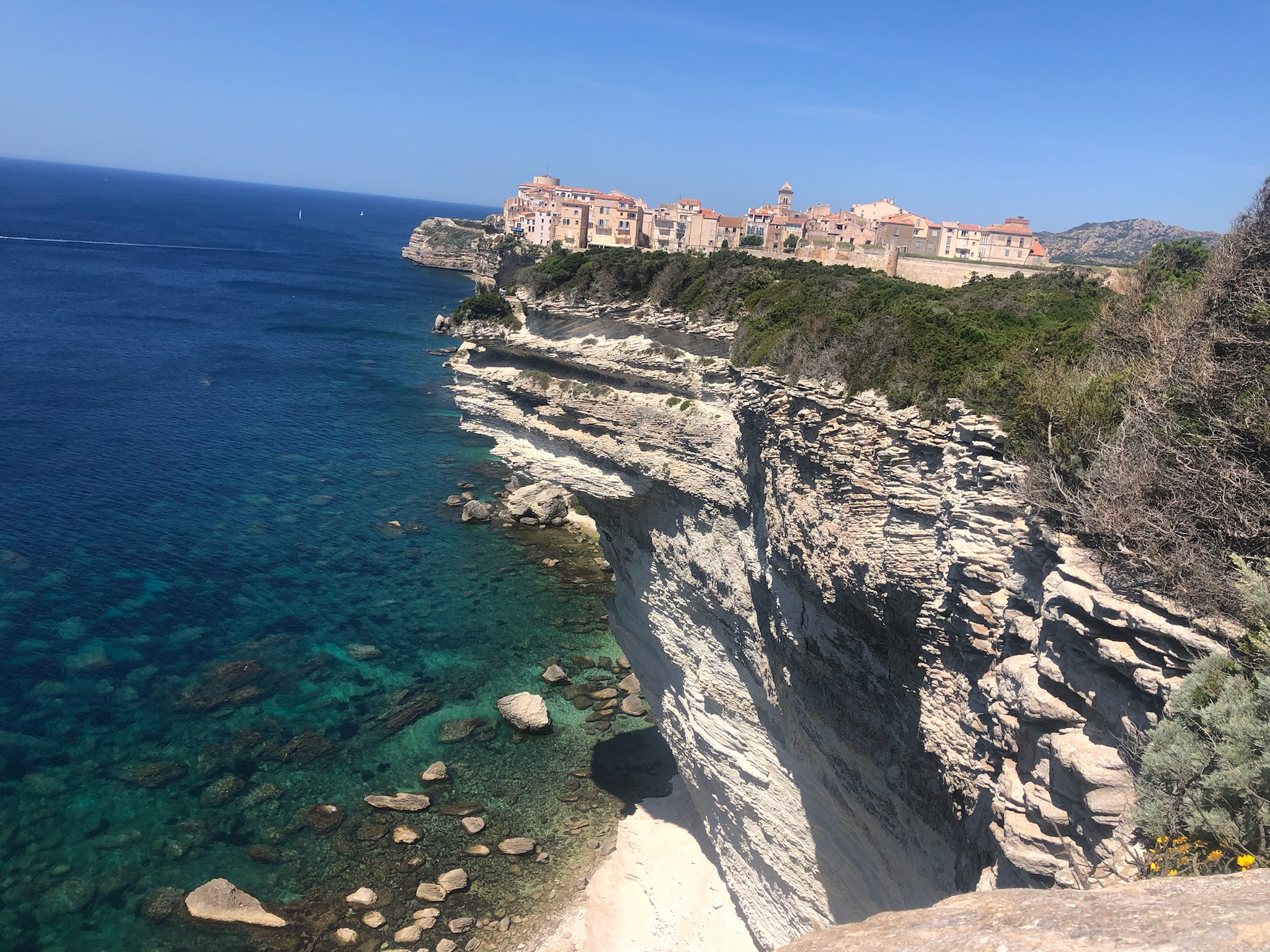  6747EA06-3B22-4345-88E8-A68E05DF467B