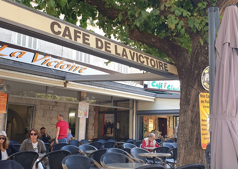  CAFE DE LA VICTOIRE_4 _169595919_2406780819377688_6340226676496007168_n