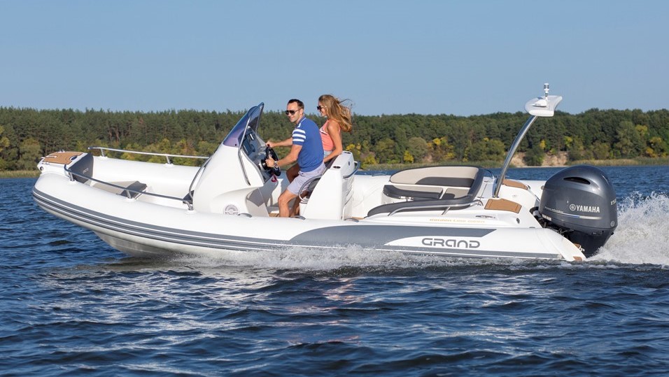  8 - location-bateau-bonifacio-gand-gl650-150cv-poussvague