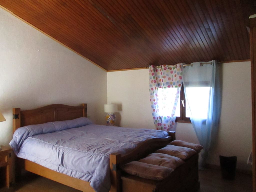  8ec0d25b-d7d0-4ea0-bed9-285307e3db69.f10