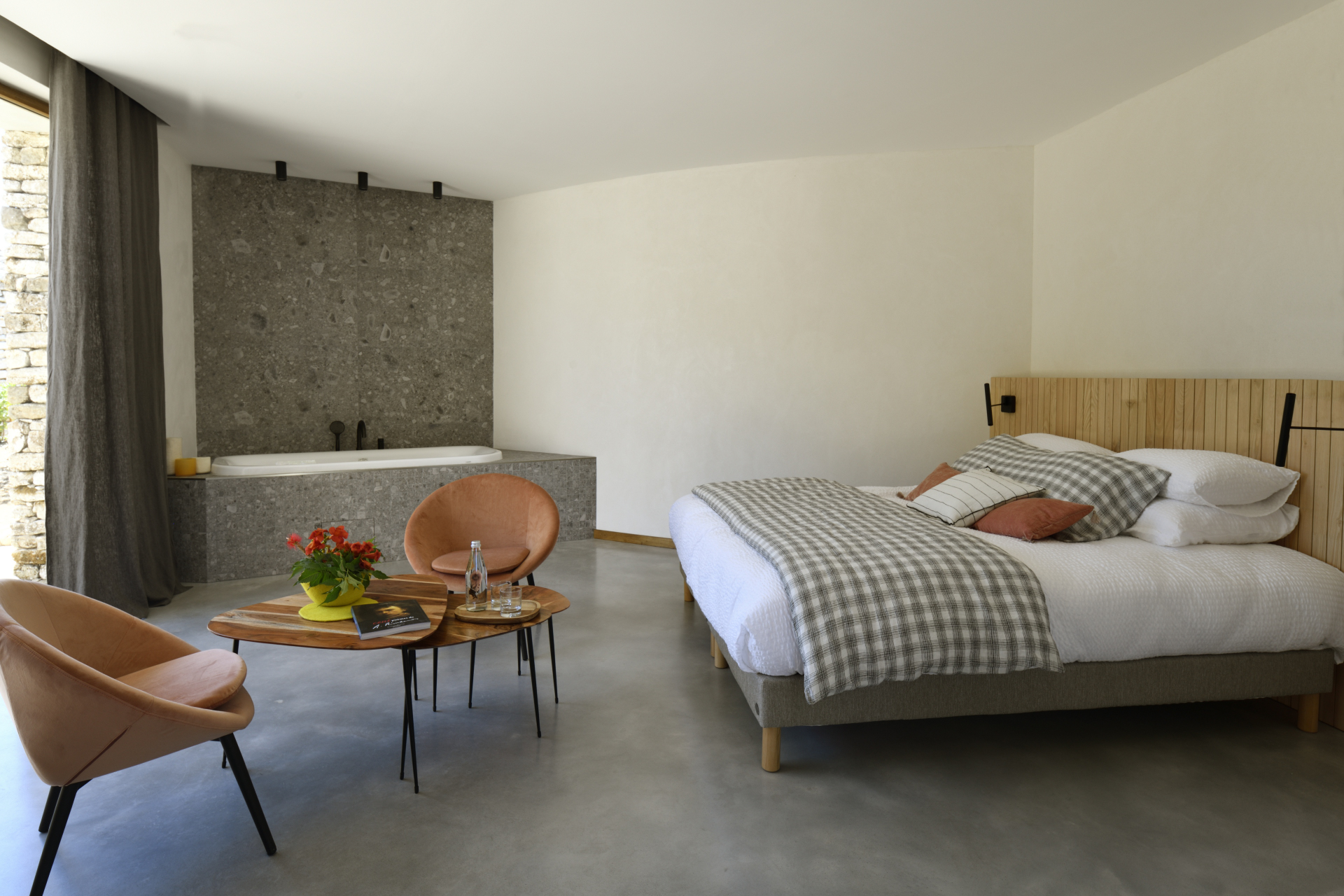  A Speranza Bonifacio Corse-Suite avec balnéo et piscine privée chauffée