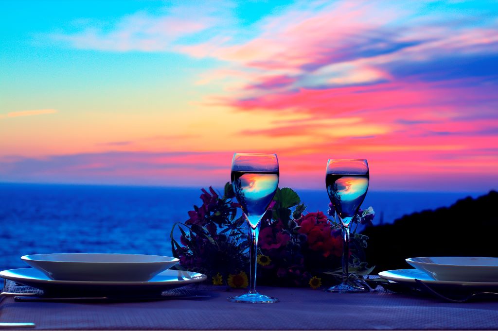  Auberge-MG-4535-6-7-Diner-au-coucher-de-soleil