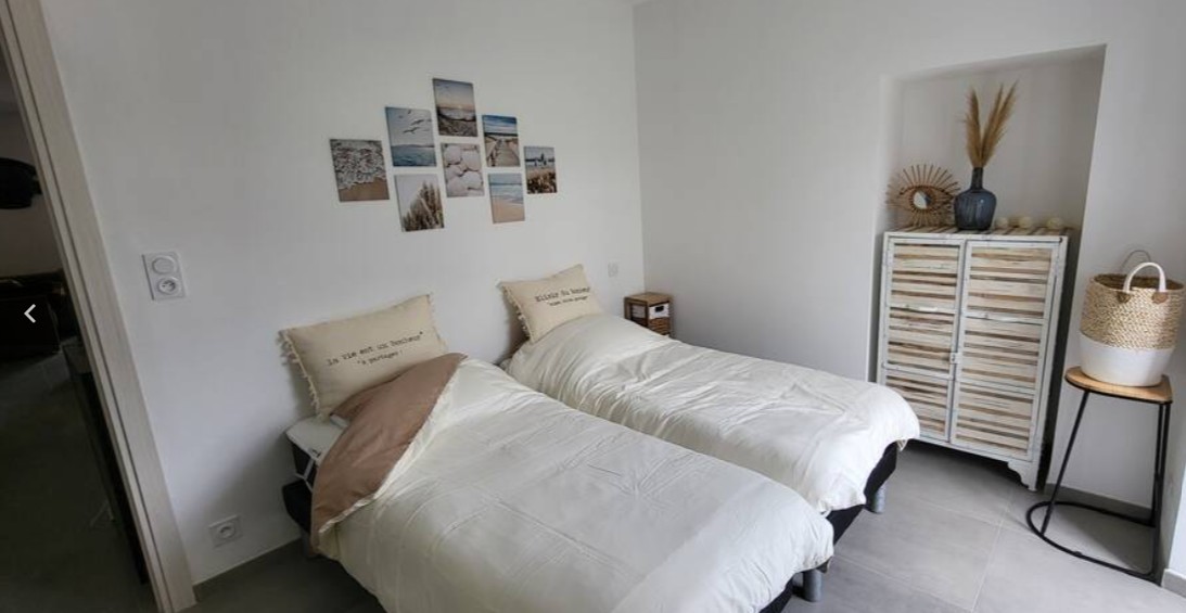  CHAMBRE 2 LITS LITS INDIVIDUELS