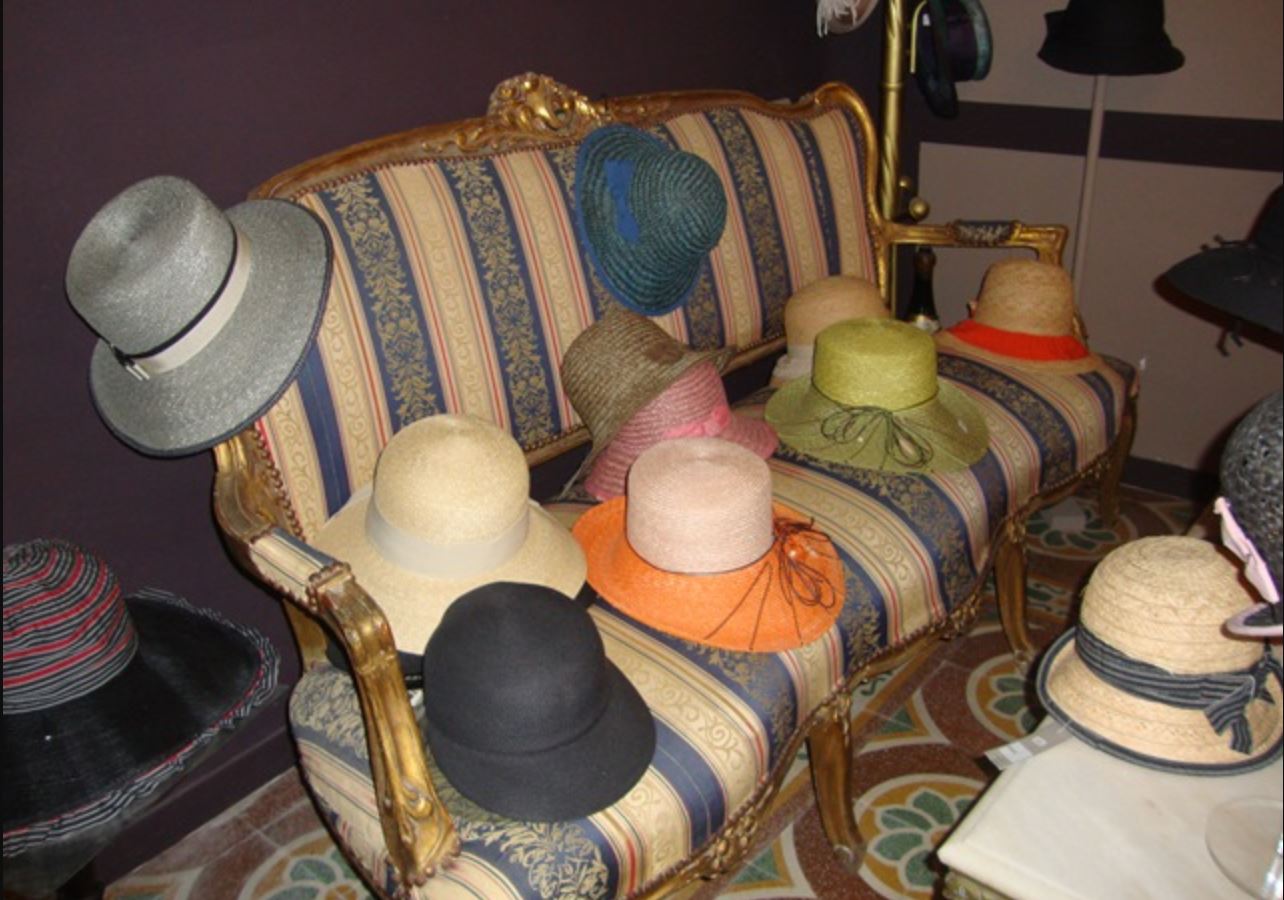  boutique_chapeaux_chapellerie_CHAPO'THE_bonifacio_citadelle
