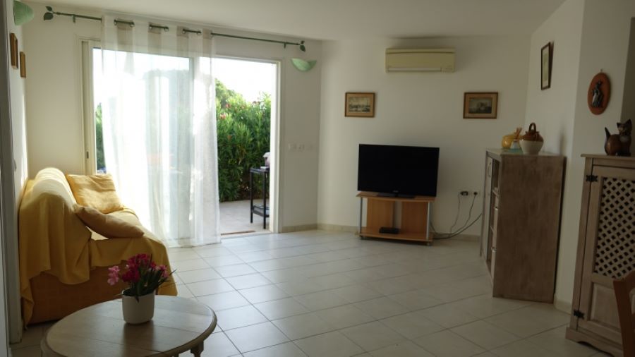  CHEZ AUGUSTIN_13_13