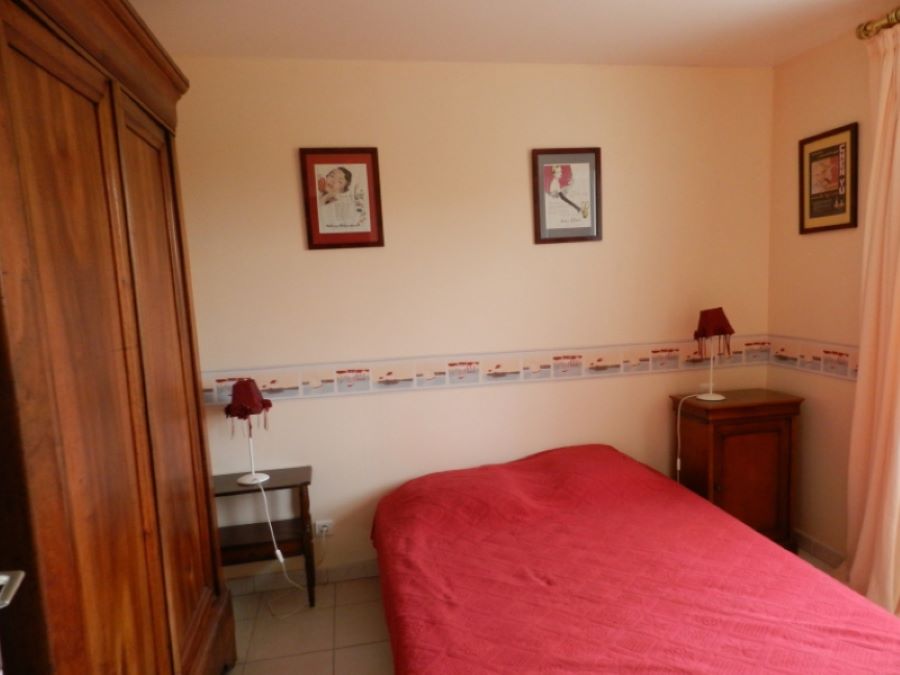  CHEZ AUGUSTIN_9_9