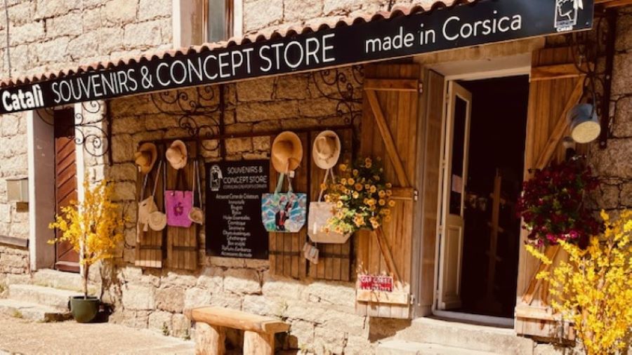  COM-Catali-Concept-store-made-in-Corsica-2025--01---Petit-