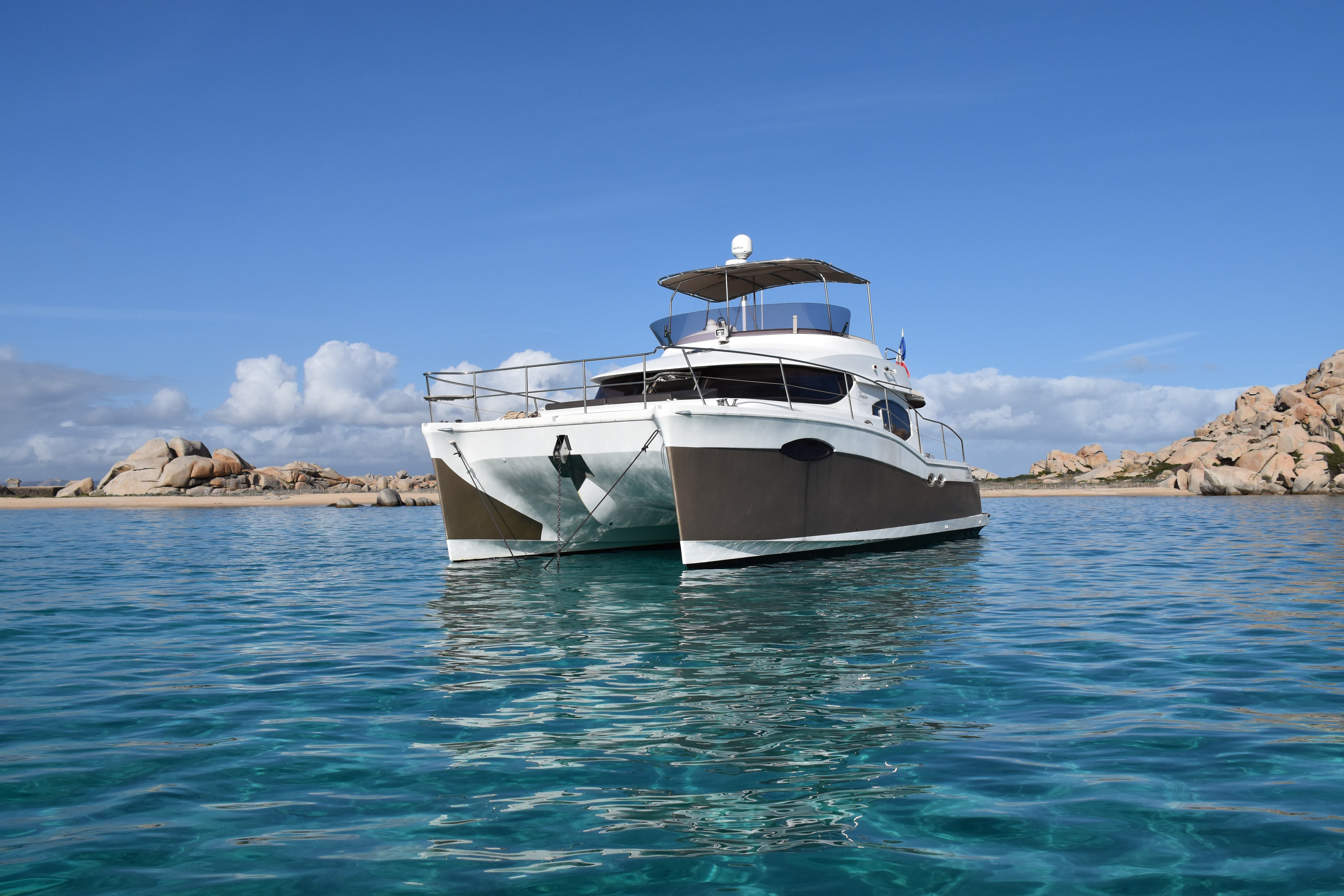  Catamaran Maora