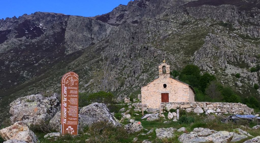  Chapelle-St-Eliseu-3