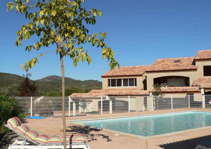  EXT 1 VUE T2 + PISCINE