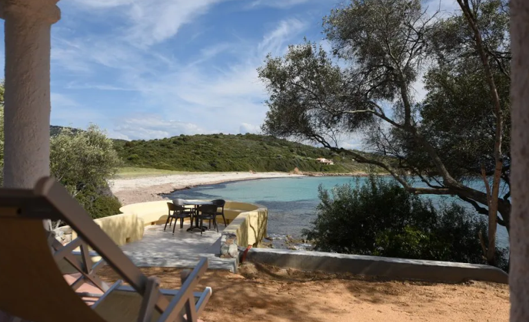 Vue des Chambres HOTlesmandilesCargese2