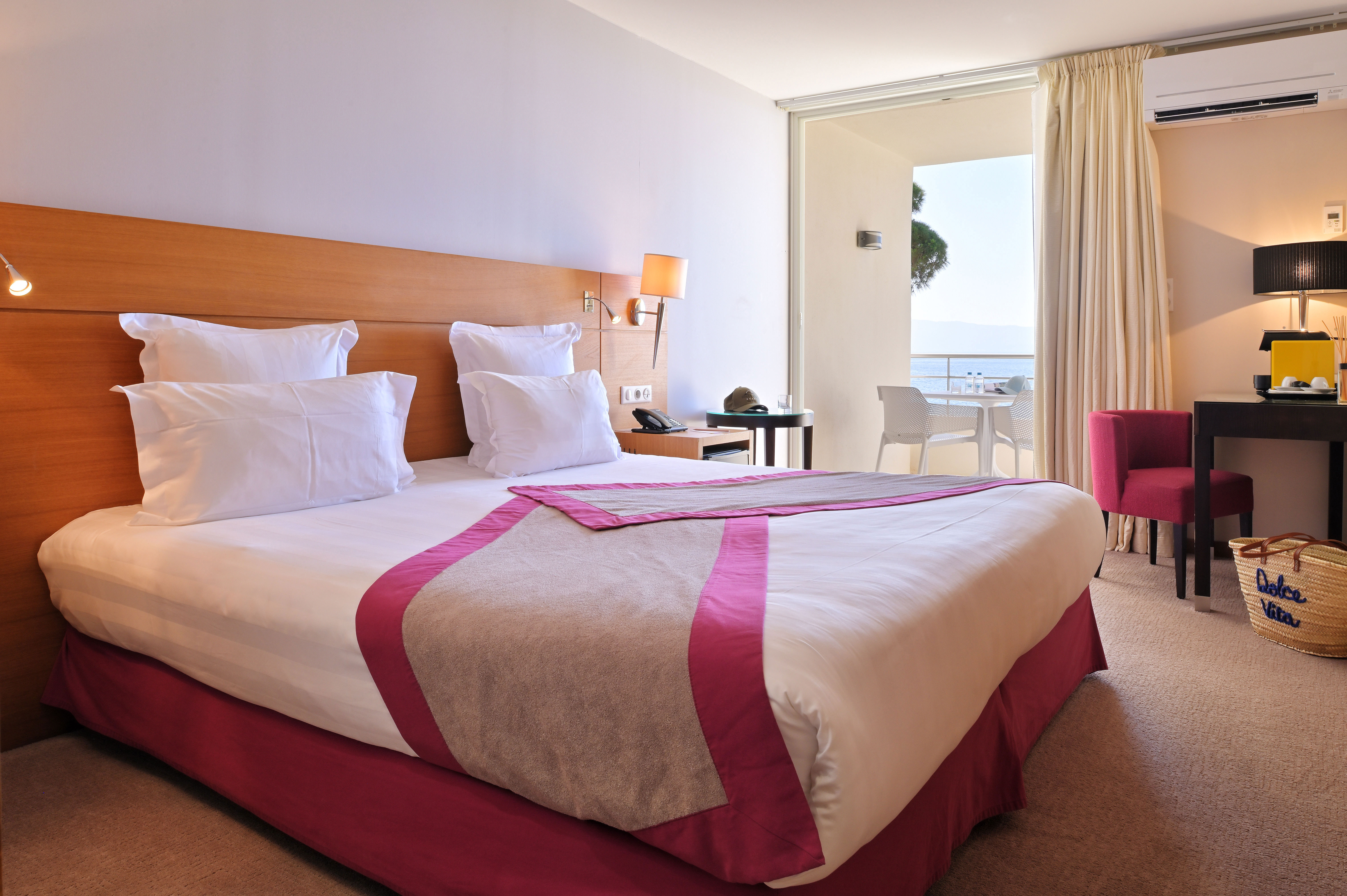  Hotel Restaurant Dolce Vita_Privilege Double Room with Sea View  (8)