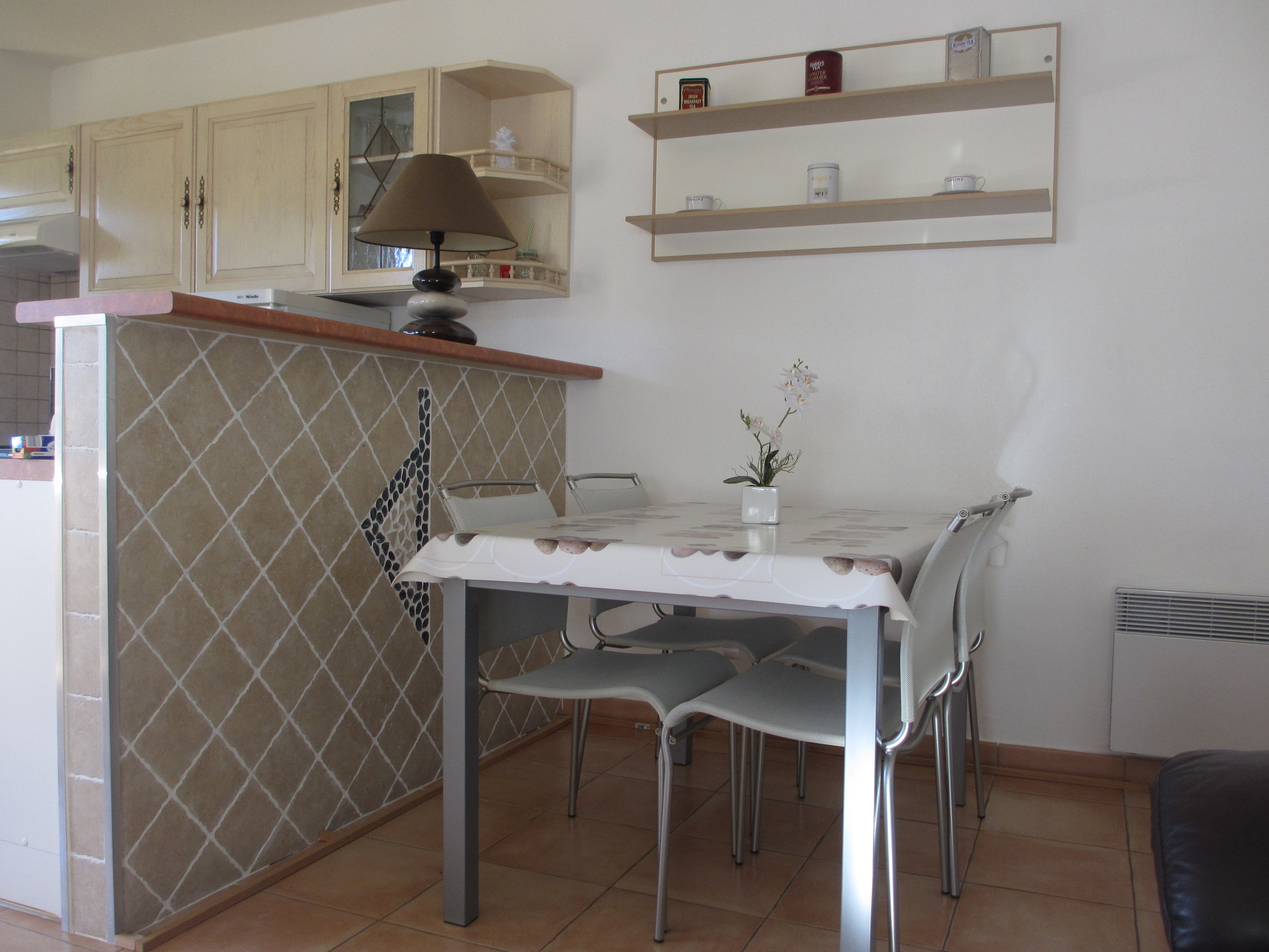  CUISINE OUVERTE