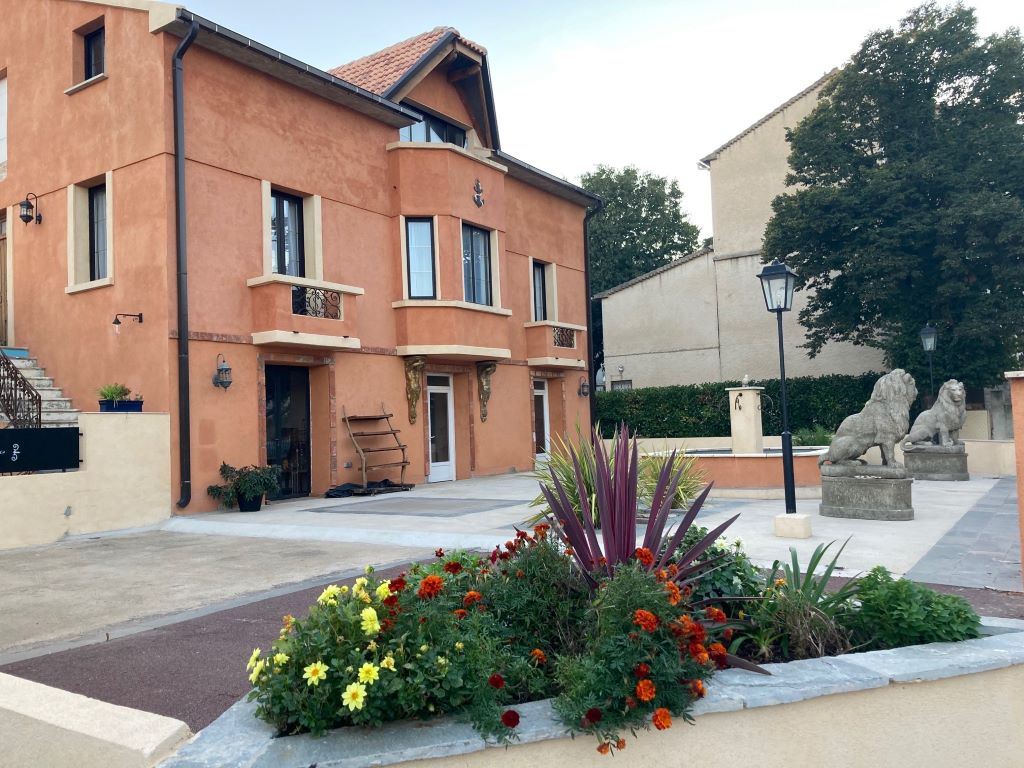  LA DEMEURE COLONIALE