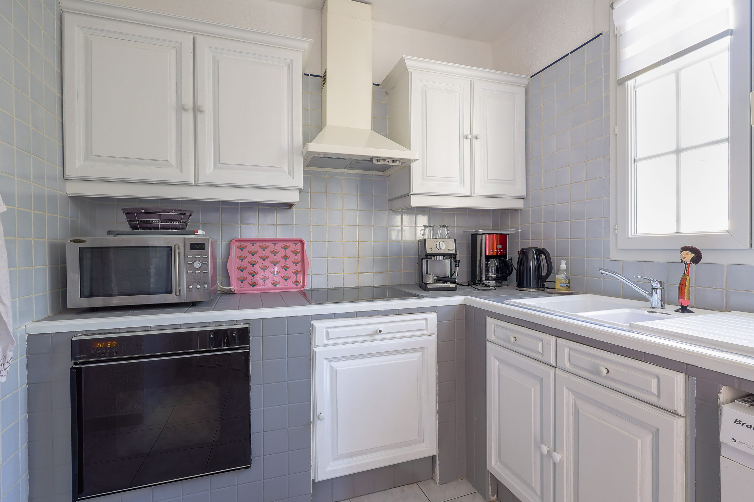  J00A2947-HDR