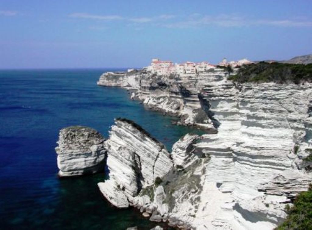  LES-FALAISES-DE-BONIFACIO-2