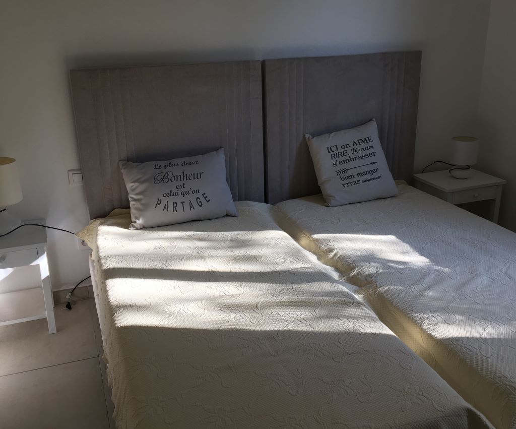  MEUB Villa Josepha K