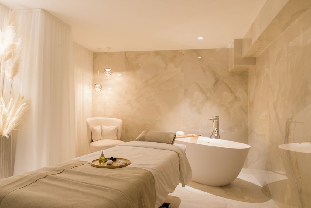  Spa by Clarins - salle de soin