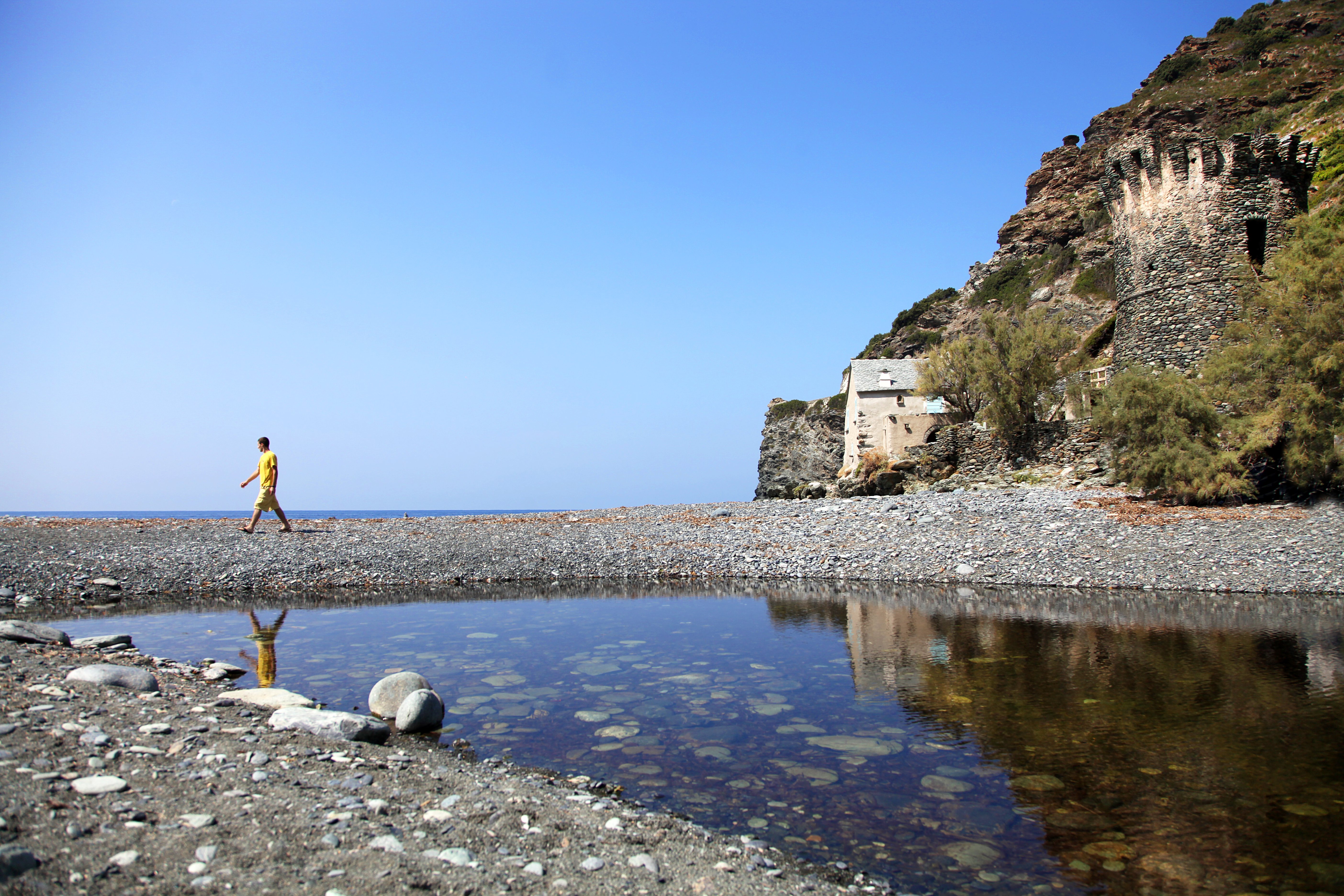  Marine de negro cap corse © Sylvain Alessandri