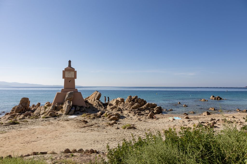  PAYS-AJACCIEN-AJACCIO-PLAGE-ETE-INDIEN-TERRE-SACREE