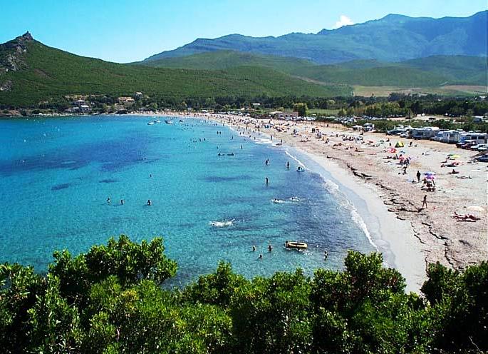 PLAGE DE PIETRACORBARA | Site officiel du tourisme et des vacances en Corse